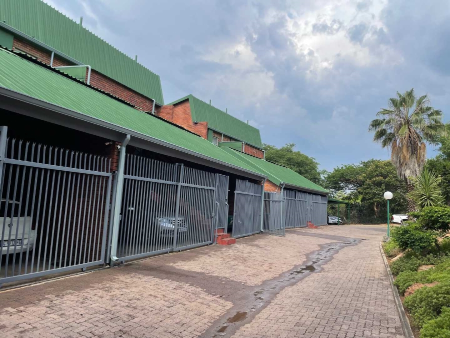 2 Bedroom Property for Sale in Silverton Gauteng