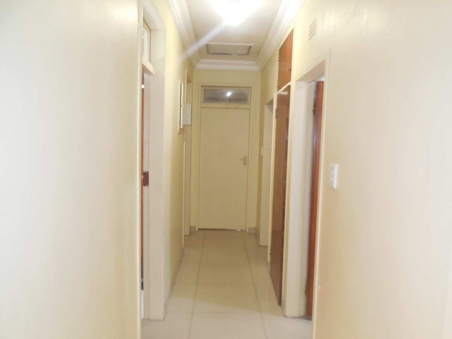 To Let 3 Bedroom Property for Rent in Lindo Park Gauteng