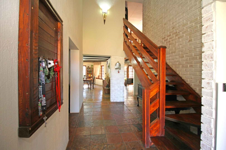 5 Bedroom Property for Sale in Greenhills Gauteng