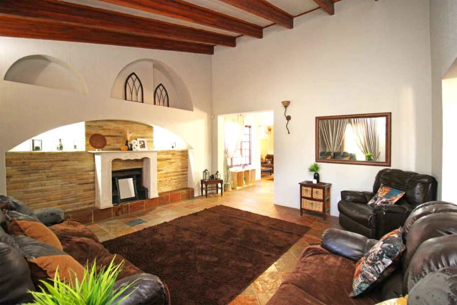 5 Bedroom Property for Sale in Greenhills Gauteng