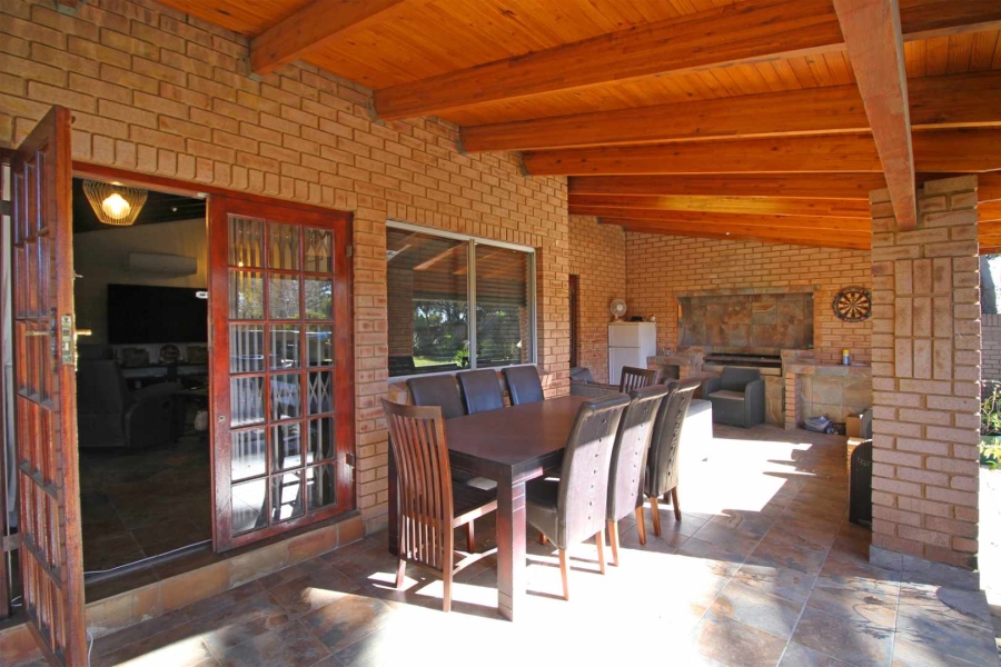 5 Bedroom Property for Sale in Greenhills Gauteng