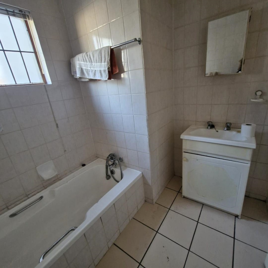 3 Bedroom Property for Sale in Die Wilgers Gauteng