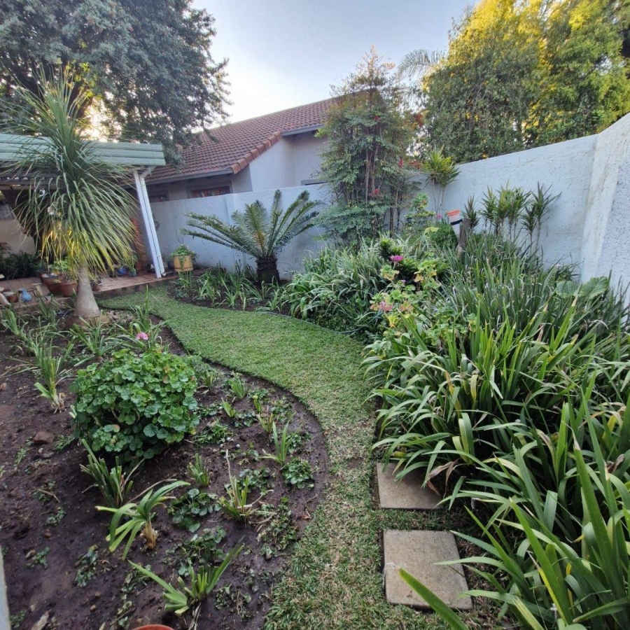 3 Bedroom Property for Sale in Die Wilgers Gauteng