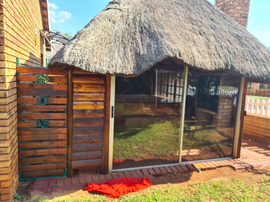 To Let 2 Bedroom Property for Rent in Hesteapark Gauteng