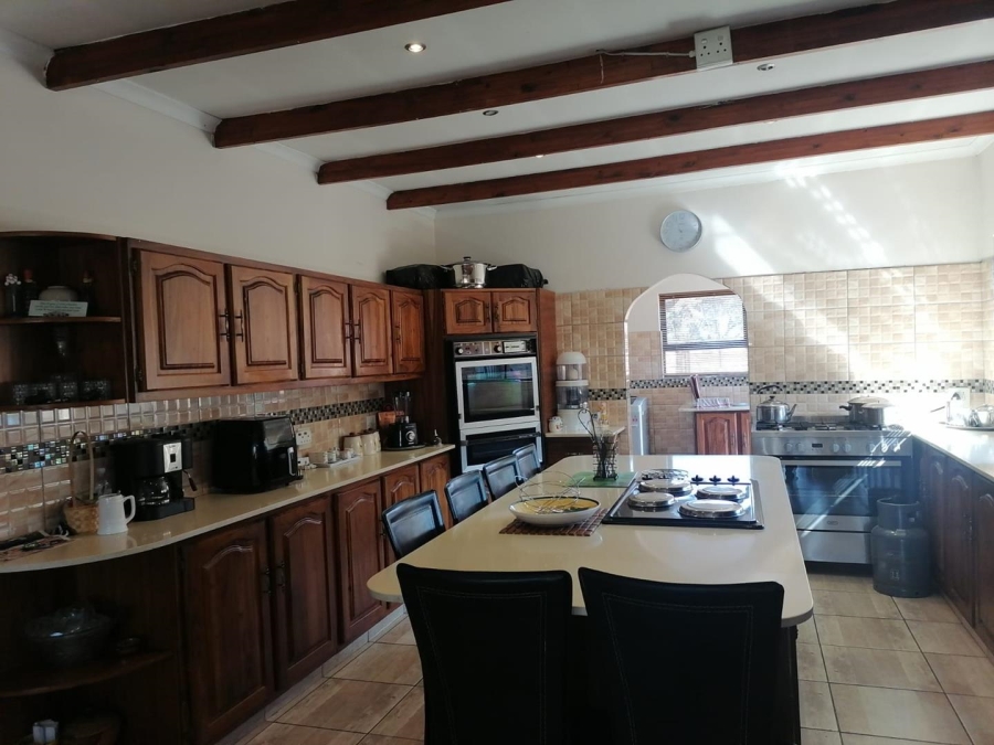 4 Bedroom Property for Sale in Birchleigh North Gauteng