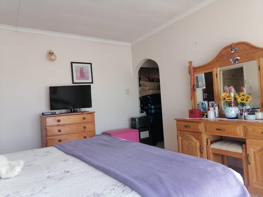 4 Bedroom Property for Sale in Birchleigh North Gauteng