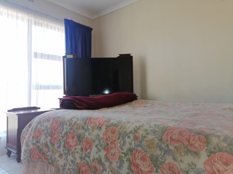 4 Bedroom Property for Sale in Birchleigh North Gauteng