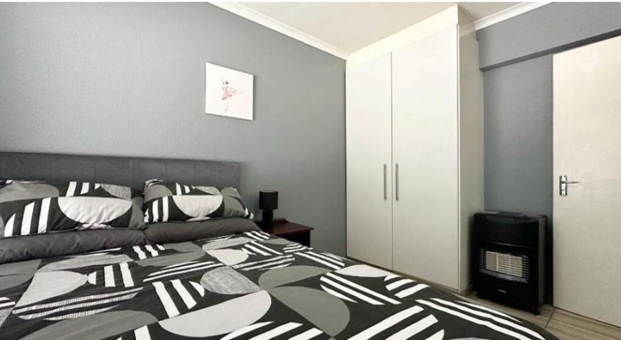 4 Bedroom Property for Sale in Glen Marais Gauteng