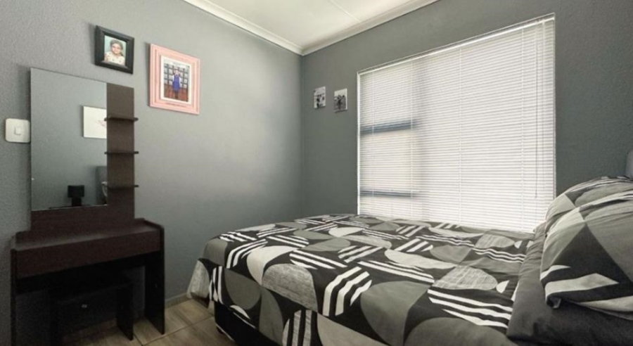 4 Bedroom Property for Sale in Glen Marais Gauteng