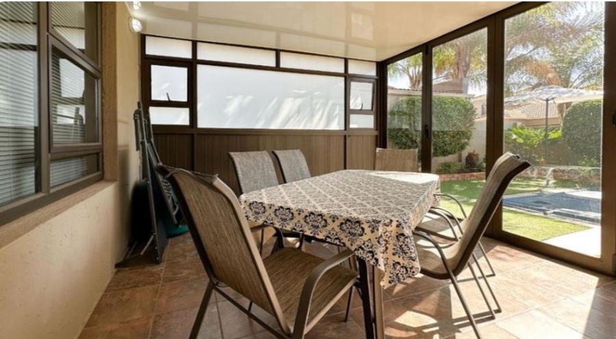 4 Bedroom Property for Sale in Glen Marais Gauteng