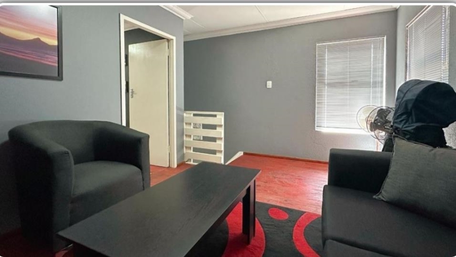 4 Bedroom Property for Sale in Glen Marais Gauteng