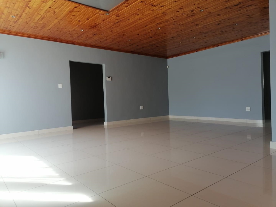 5 Bedroom Property for Sale in Van Riebeeck Park Gauteng
