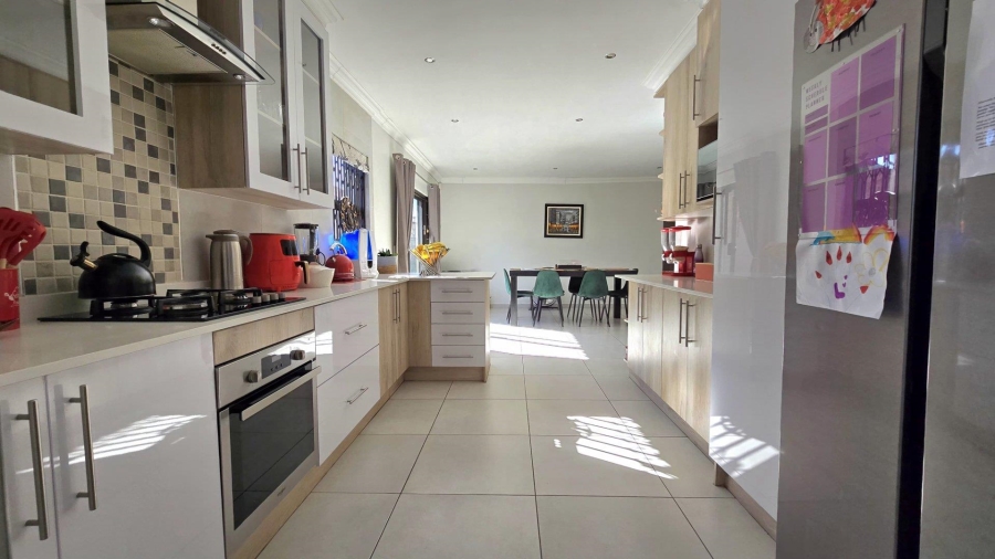 3 Bedroom Property for Sale in New Redruth Gauteng