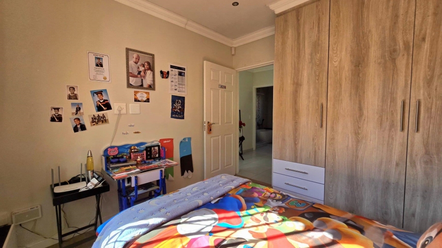3 Bedroom Property for Sale in New Redruth Gauteng