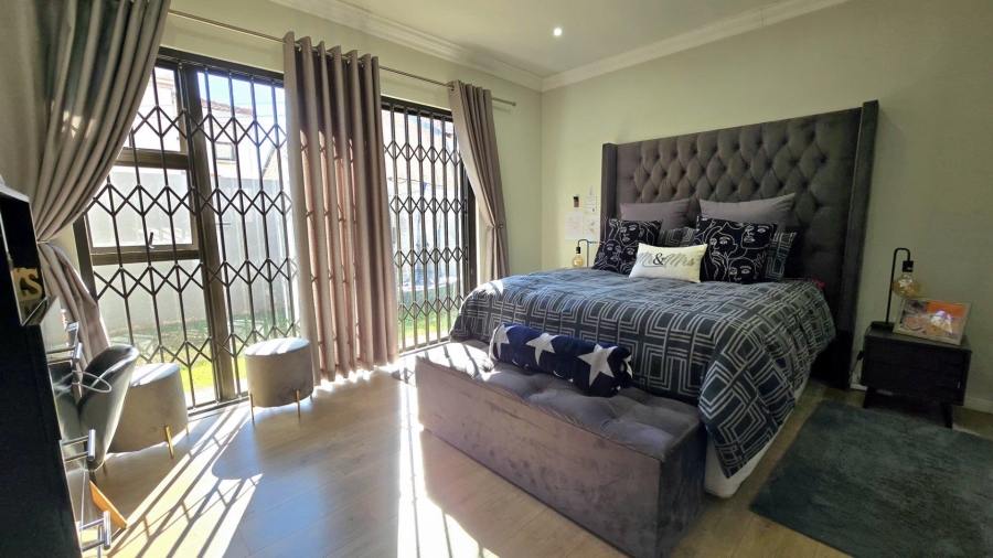 3 Bedroom Property for Sale in New Redruth Gauteng