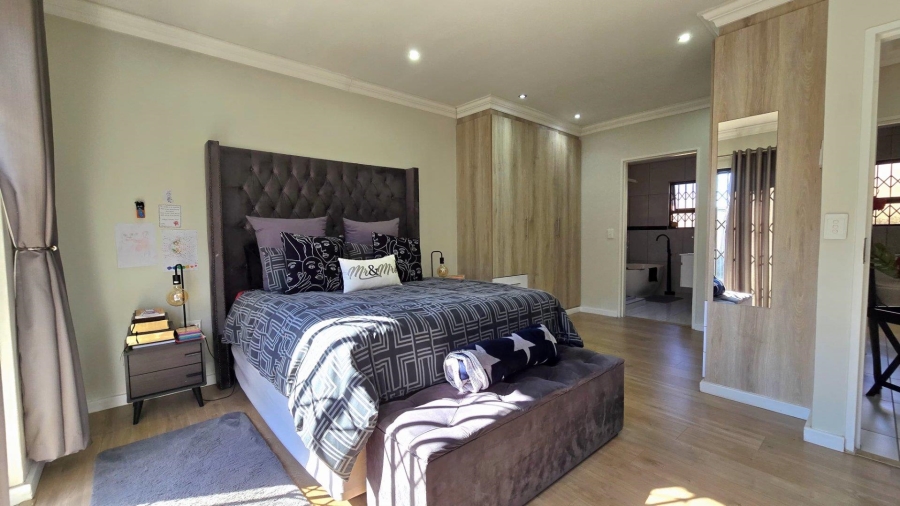 3 Bedroom Property for Sale in New Redruth Gauteng