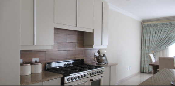 4 Bedroom Property for Sale in Derdepoort Gauteng