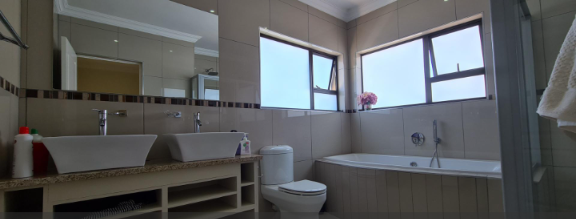 4 Bedroom Property for Sale in Derdepoort Gauteng