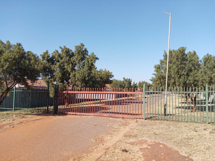 0 Bedroom Property for Sale in The Orchards Gauteng