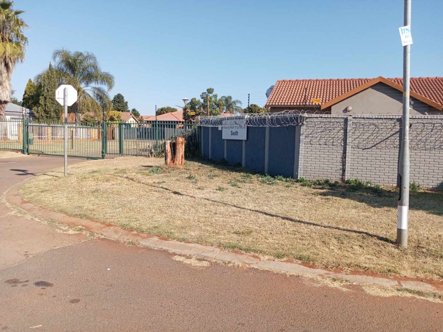 0 Bedroom Property for Sale in The Orchards Gauteng