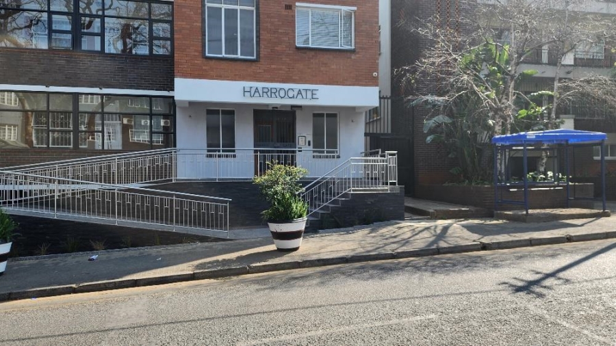 To Let 1 Bedroom Property for Rent in Rosebank Gauteng