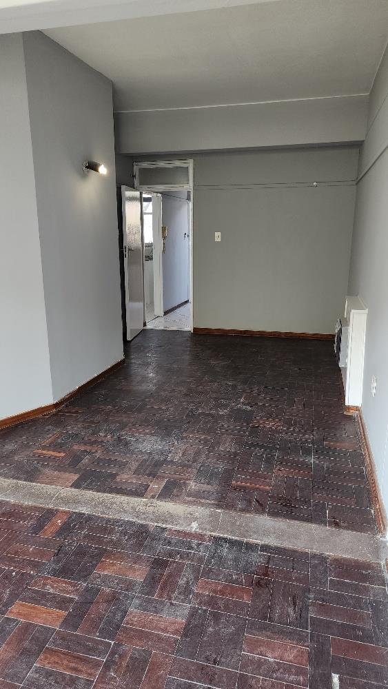 To Let 1 Bedroom Property for Rent in Rosebank Gauteng