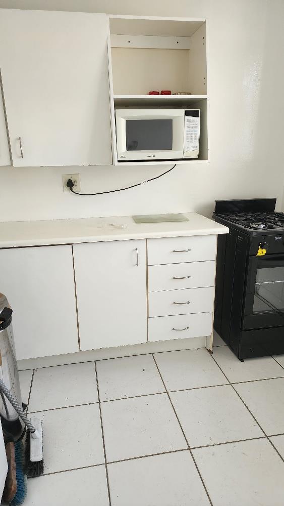 To Let 1 Bedroom Property for Rent in Rosebank Gauteng