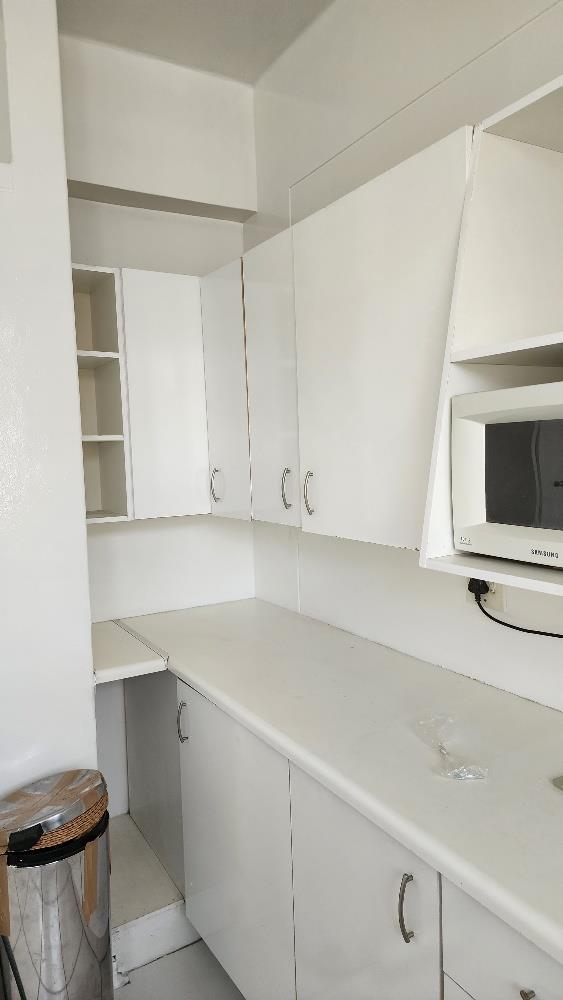 To Let 1 Bedroom Property for Rent in Rosebank Gauteng