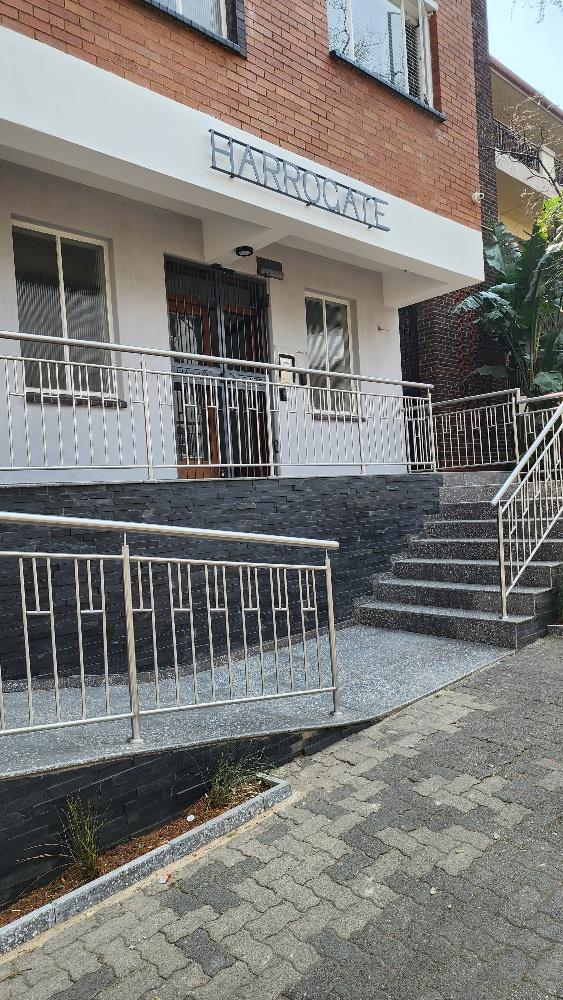 To Let 1 Bedroom Property for Rent in Rosebank Gauteng