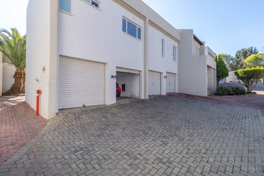 2 Bedroom Property for Sale in Rivonia Gauteng