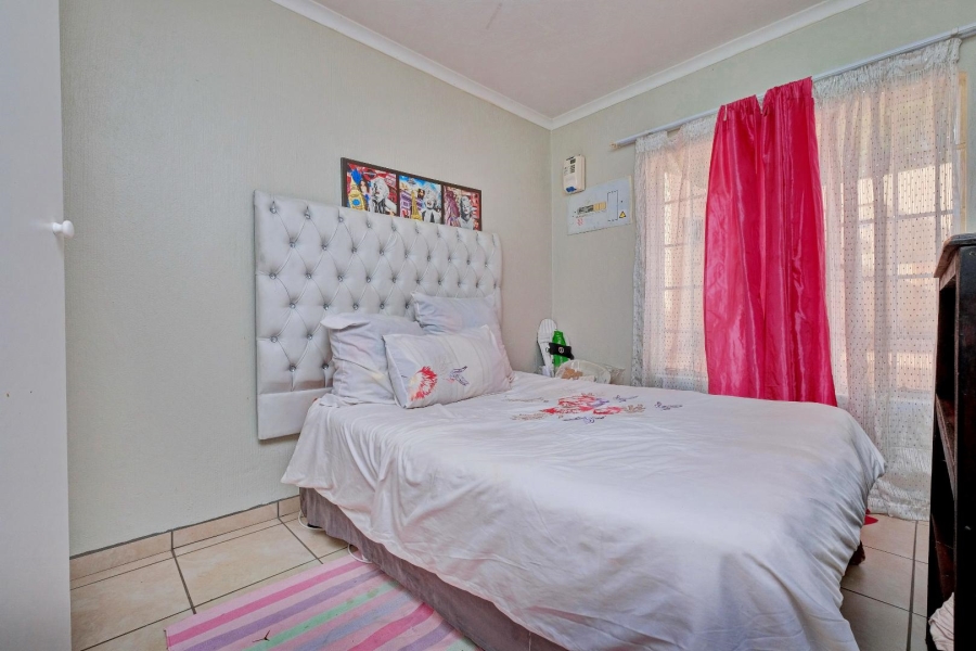 2 Bedroom Property for Sale in Wilgeheuwel Gauteng