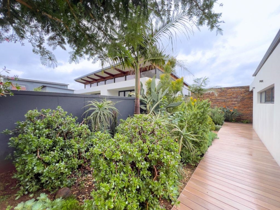To Let 4 Bedroom Property for Rent in Midstream Ridge Gauteng