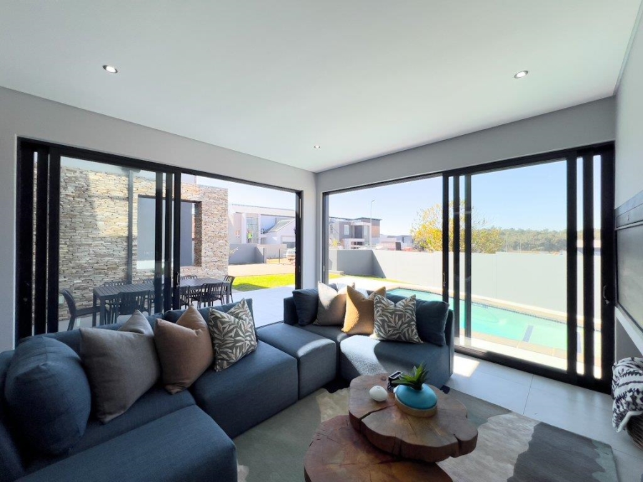 4 Bedroom Property for Sale in Fountainbrook Estate Gauteng