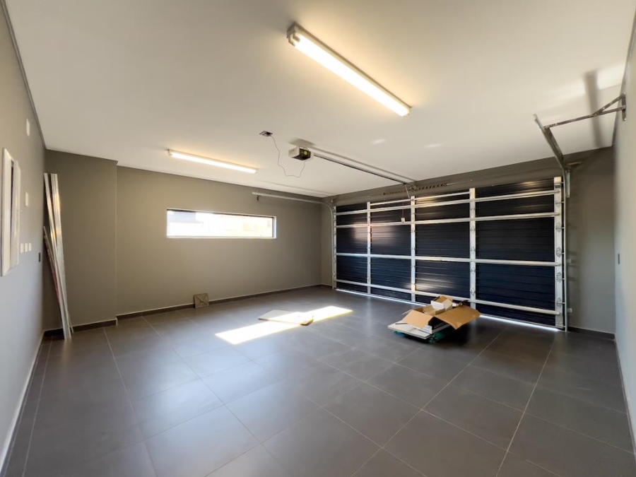 4 Bedroom Property for Sale in Fountainbrook Estate Gauteng