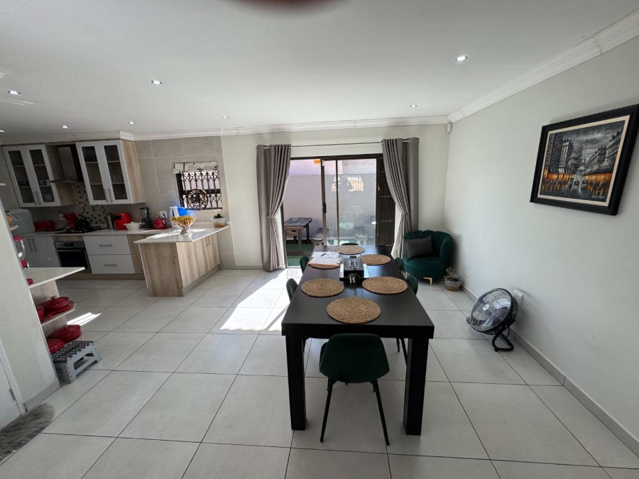 3 Bedroom Property for Sale in New Redruth Gauteng