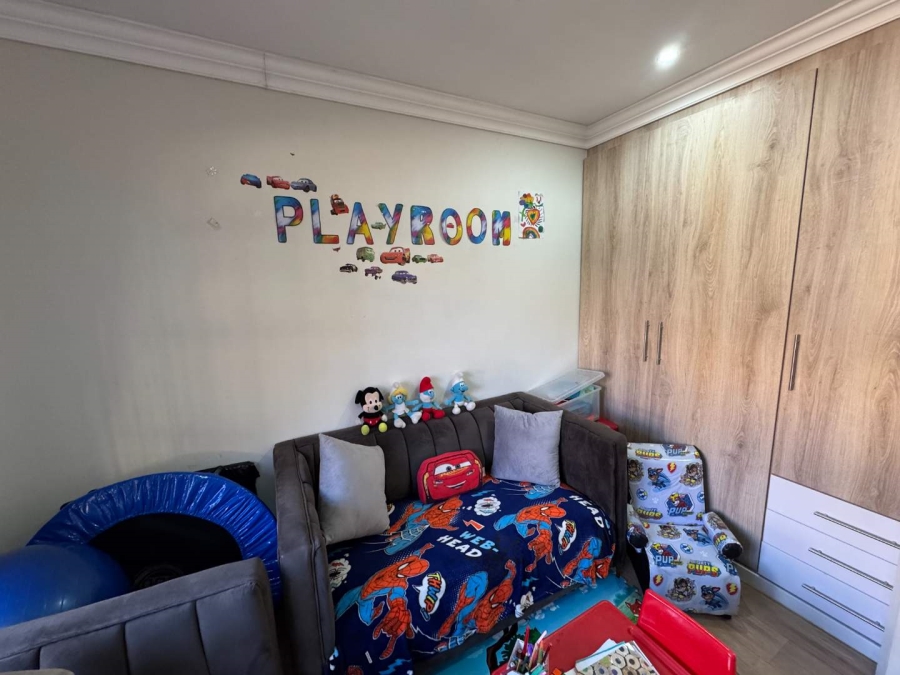 3 Bedroom Property for Sale in New Redruth Gauteng