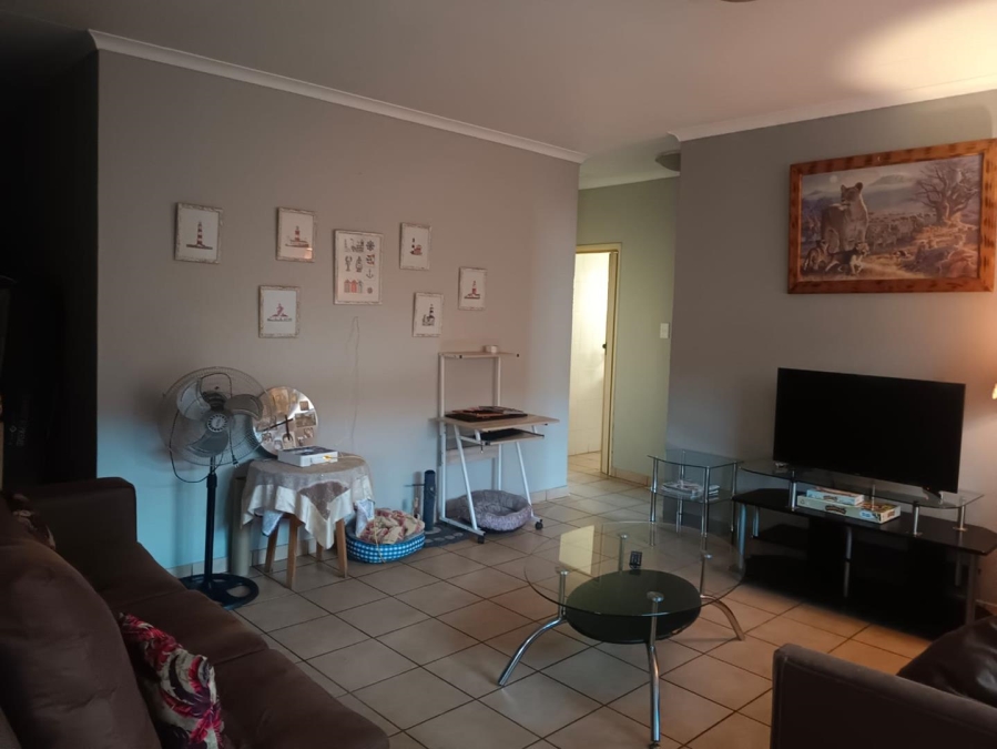3 Bedroom Property for Sale in New Redruth Gauteng