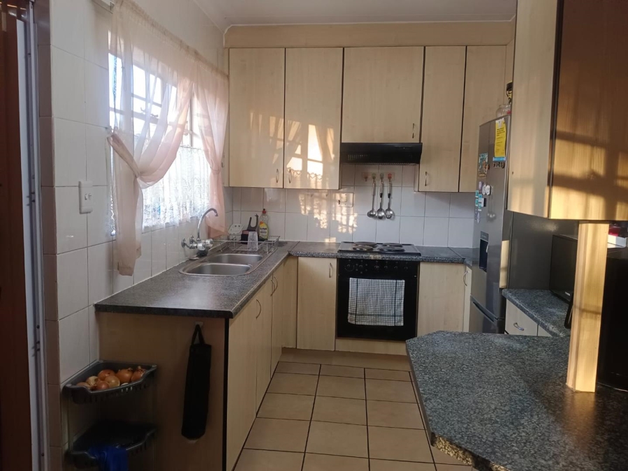 3 Bedroom Property for Sale in New Redruth Gauteng