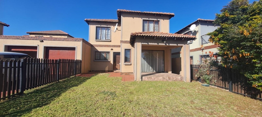 To Let 3 Bedroom Property for Rent in Meyersig Lifestyle Estate Gauteng