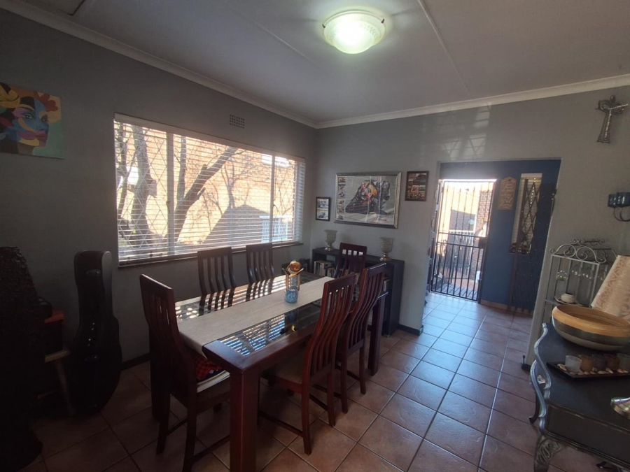3 Bedroom Property for Sale in Brackenhurst Gauteng