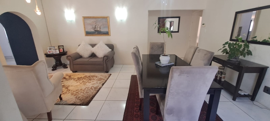 3 Bedroom Property for Sale in Brackendowns Gauteng