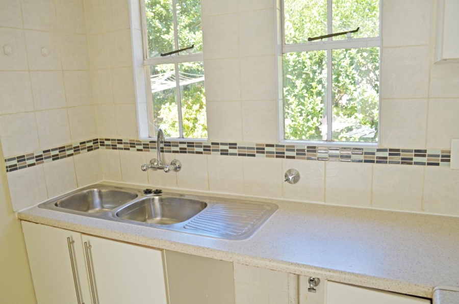 To Let 3 Bedroom Property for Rent in Lynnwood Glen Gauteng