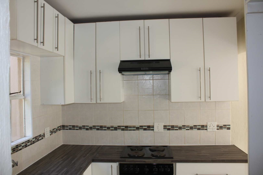 To Let 3 Bedroom Property for Rent in Lynnwood Glen Gauteng
