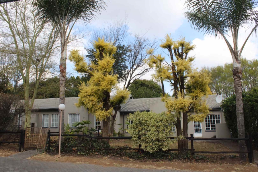To Let 3 Bedroom Property for Rent in Lynnwood Glen Gauteng