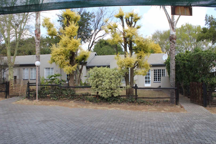 To Let 3 Bedroom Property for Rent in Lynnwood Glen Gauteng