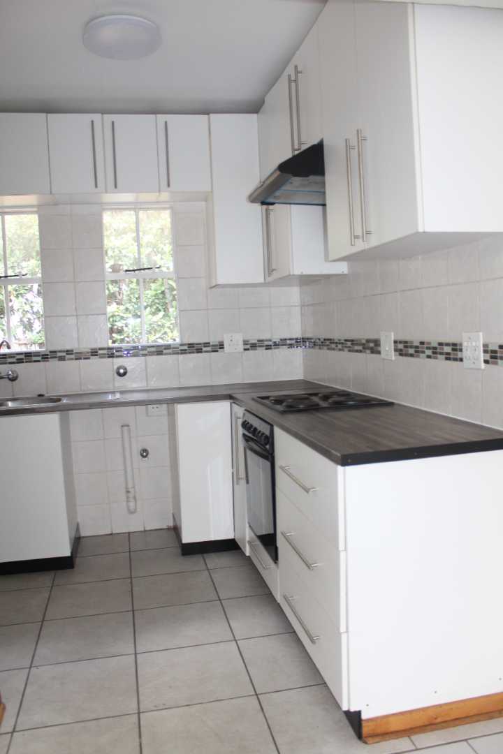 To Let 3 Bedroom Property for Rent in Lynnwood Glen Gauteng