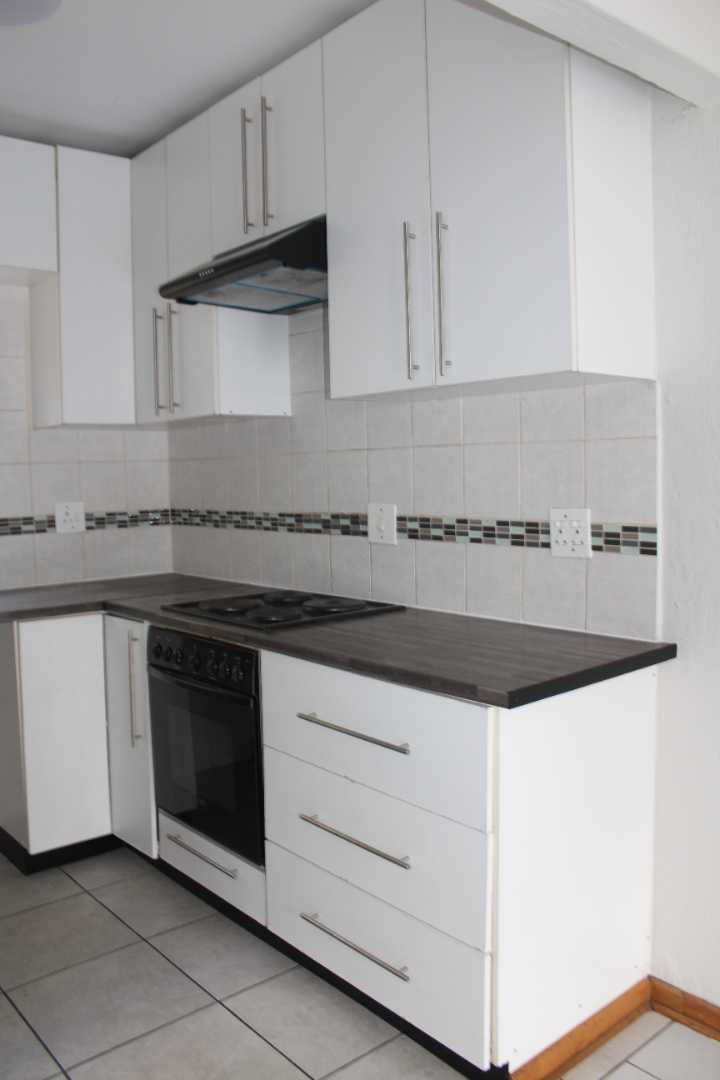To Let 3 Bedroom Property for Rent in Lynnwood Glen Gauteng