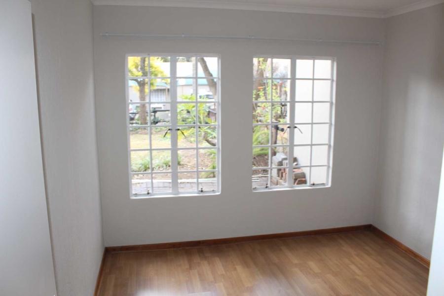 To Let 3 Bedroom Property for Rent in Lynnwood Glen Gauteng