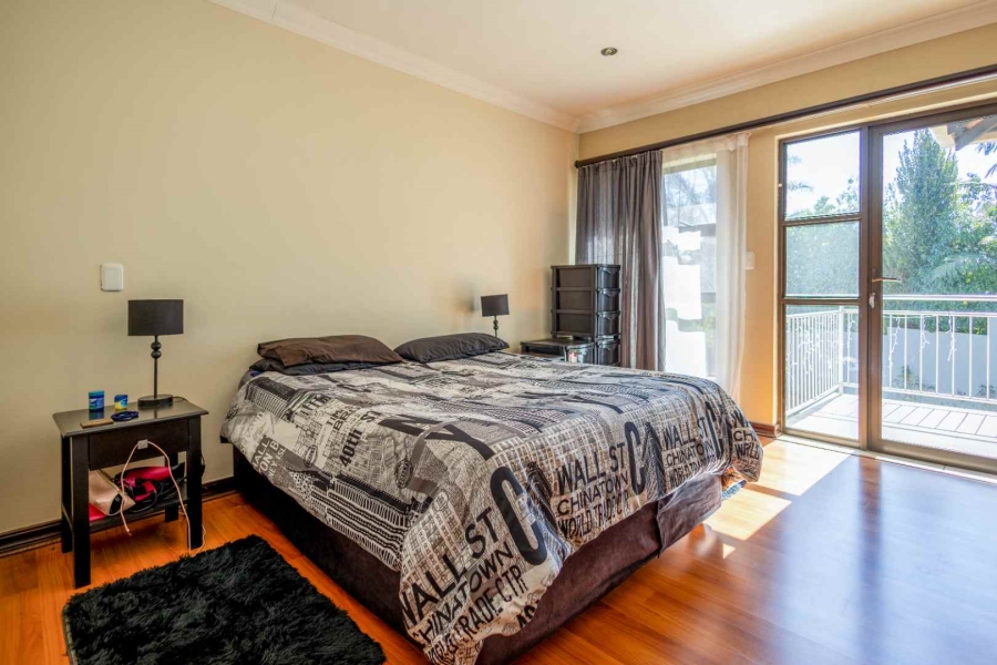 To Let 6 Bedroom Property for Rent in The Wilds Gauteng