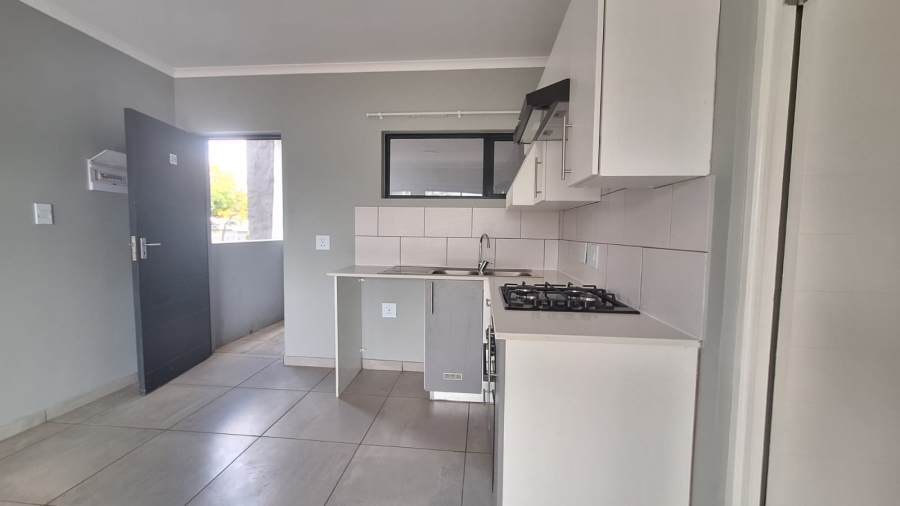To Let 1 Bedroom Property for Rent in Ferndale Gauteng